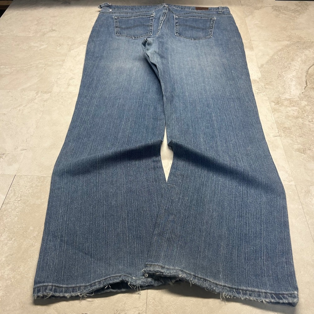 Lee Natural Bootcut Jeans Blue Womens Size 18 Medium Mid Rise Distressed Denim
